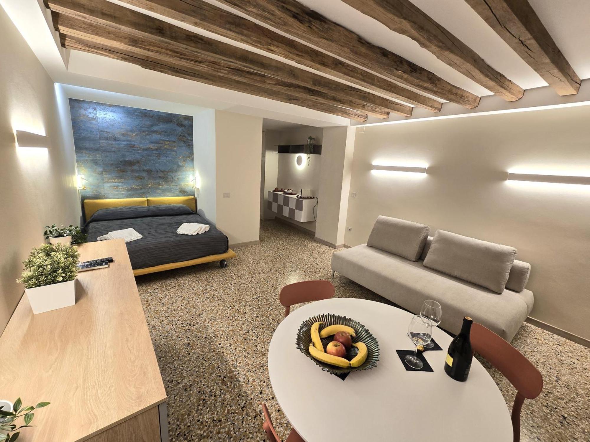 Cozy Studio With Canal View Veneza Exterior foto